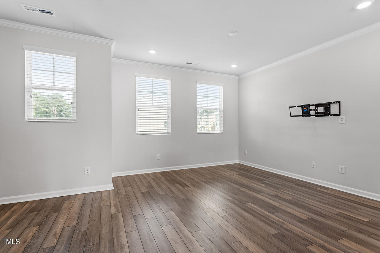 2708 Burgundy Street Raleigh, NC 27604 - Photo 11 of 37 2708 Burgundy Star Drive_14