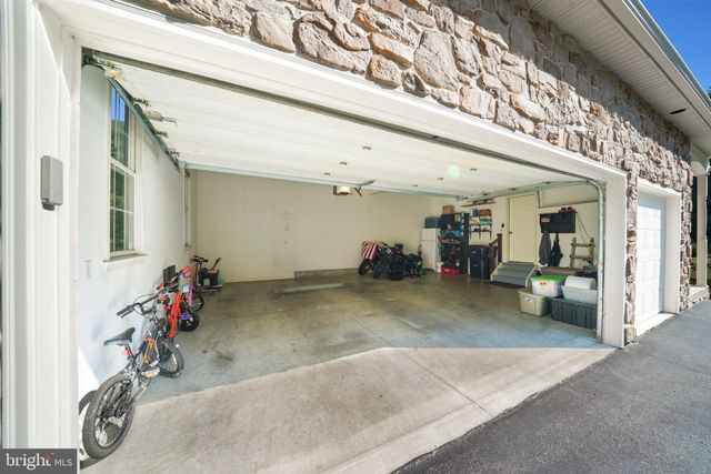 $725,000 | 70 Mapleflower Road, Glenmoore, PA 19343