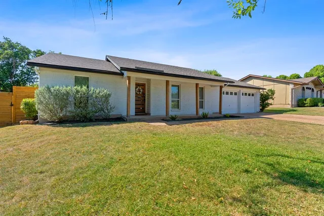 $3,200 | 4902 Carsonhill Drive, Austin, TX 78723