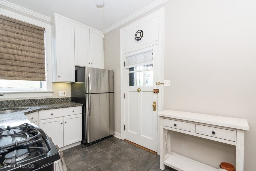 546 Sheridan Road, Unit 3S Evanston, IL 60202 - Photo 7 of 16
