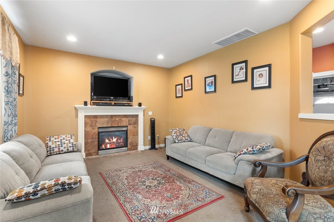 4027 164th Place Southeast Bothell, WA 98012 - Photo 11 of 27