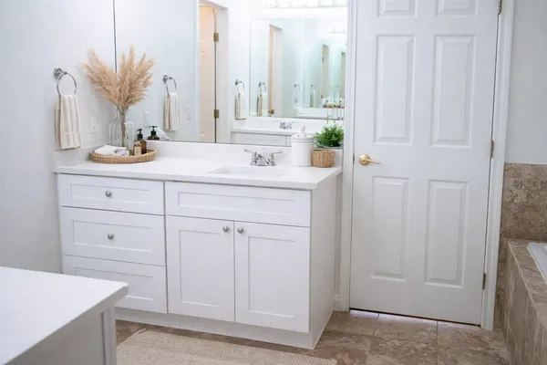 $3,850 | 9501 Aire Libre Drive, Austin, TX 78726