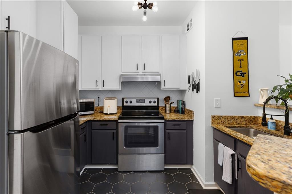821 Ralph McGill Boulevard Northeast, Unit 2111 Atlanta, GA 30306 - Photo 4 of 47