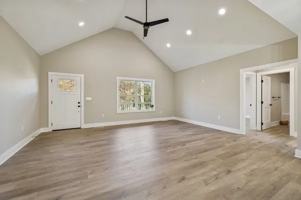 $419,900 | 105 Agee Branch Lane, Hickman, TN 38567