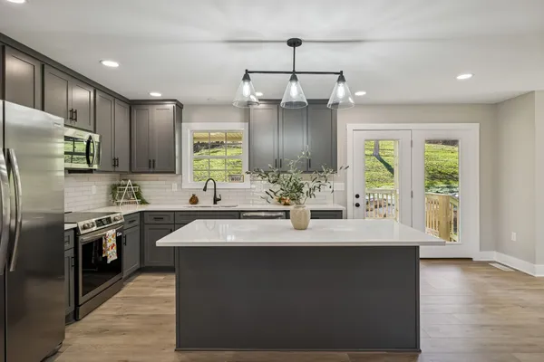 $419,900 | 105 Agee Branch Lane, Hickman, TN 38567