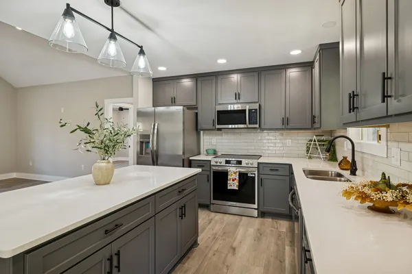 $419,900 | 105 Agee Branch Lane, Hickman, TN 38567