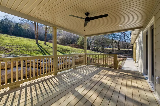 $429,900 | 105 Agee Branch Lane, Hickman, TN 38567