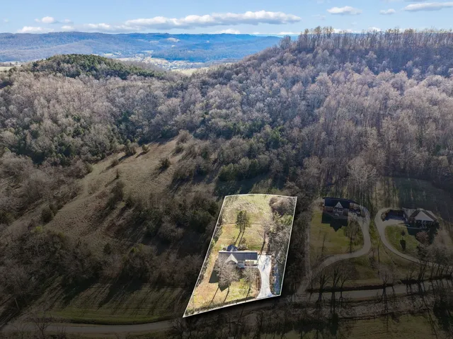 $429,900 | 105 Agee Branch Lane, Hickman, TN 38567