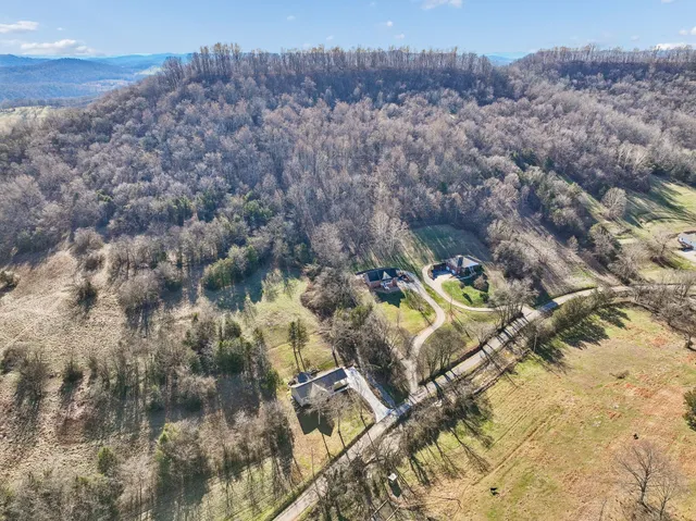 $429,900 | 105 Agee Branch Lane, Hickman, TN 38567