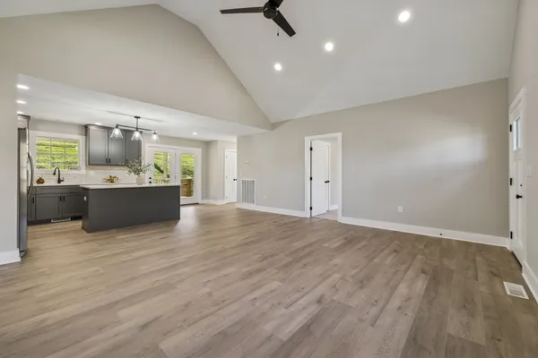 $419,900 | 105 Agee Branch Lane, Hickman, TN 38567