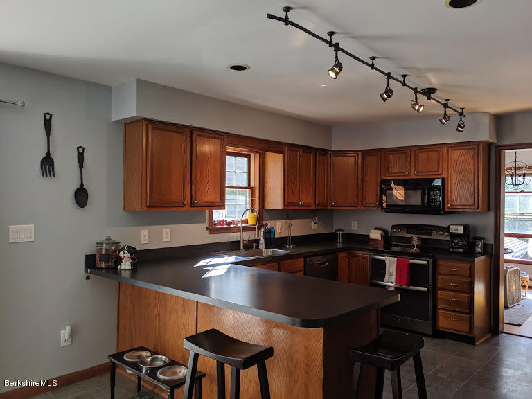 146 Curran Road Cheshire, MA 01225 - Photo 5 of 40 Kitchen