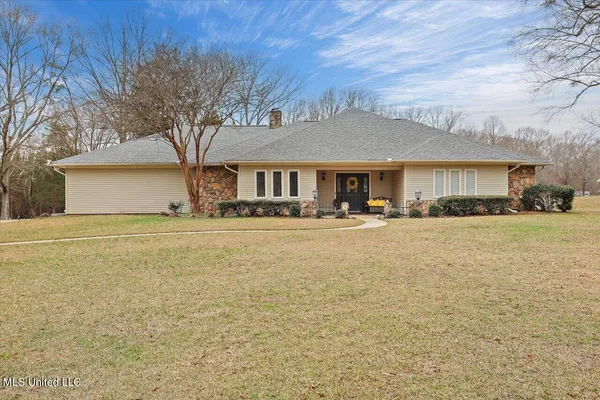 $469,000 | 105 Lauren Lane, Clinton, MS 39056