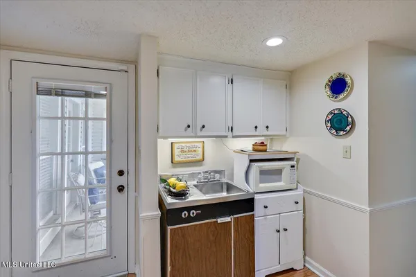 $469,000 | 105 Lauren Lane, Clinton, MS 39056