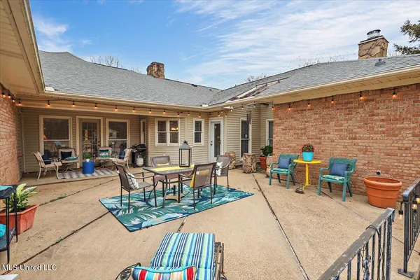 $469,000 | 105 Lauren Lane, Clinton, MS 39056