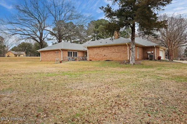 $469,000 | 105 Lauren Lane, Clinton, MS 39056
