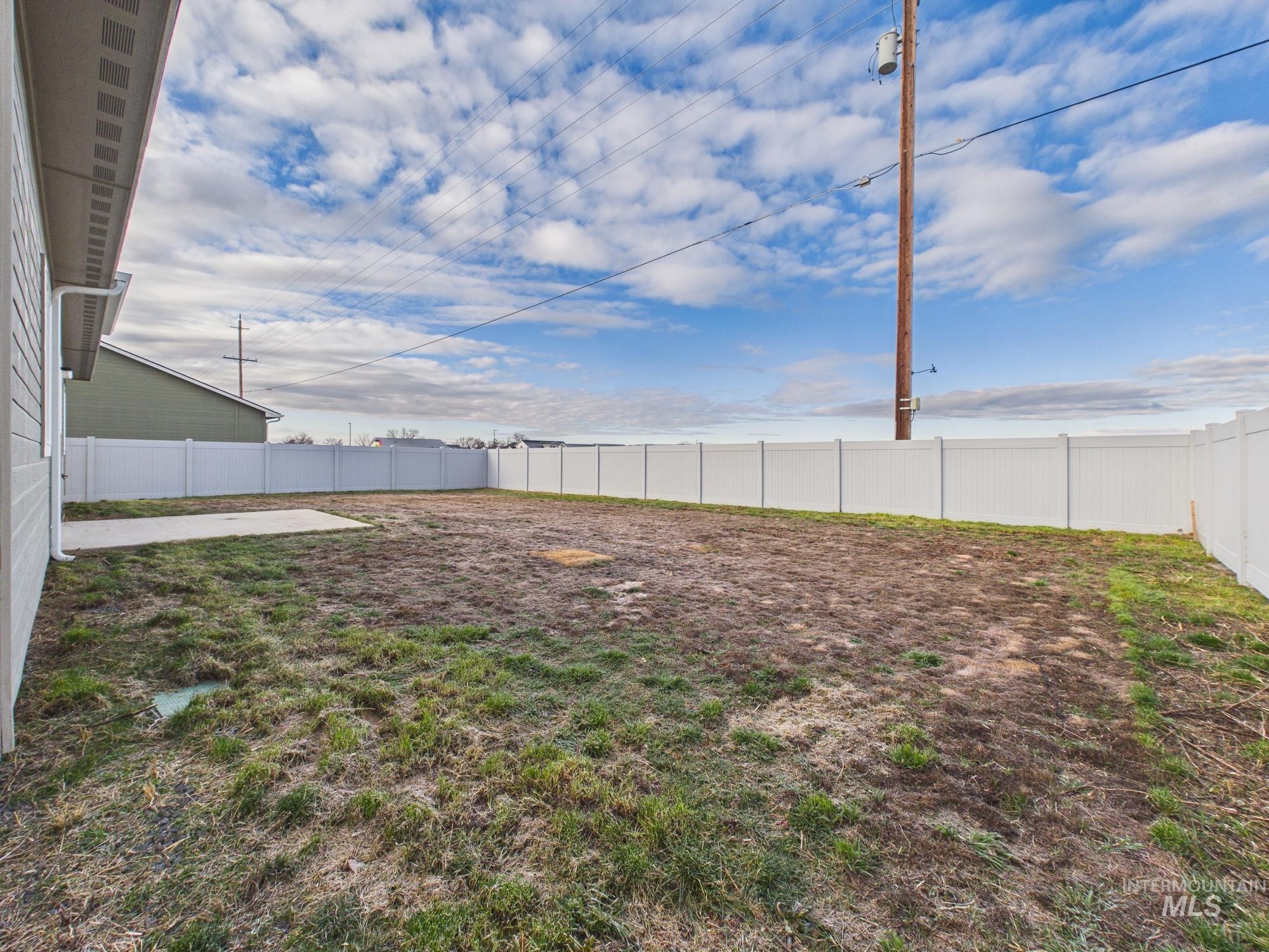 1545 Trail Way Weiser, ID 83672 - Photo 38 of 50 View of fenced backyard