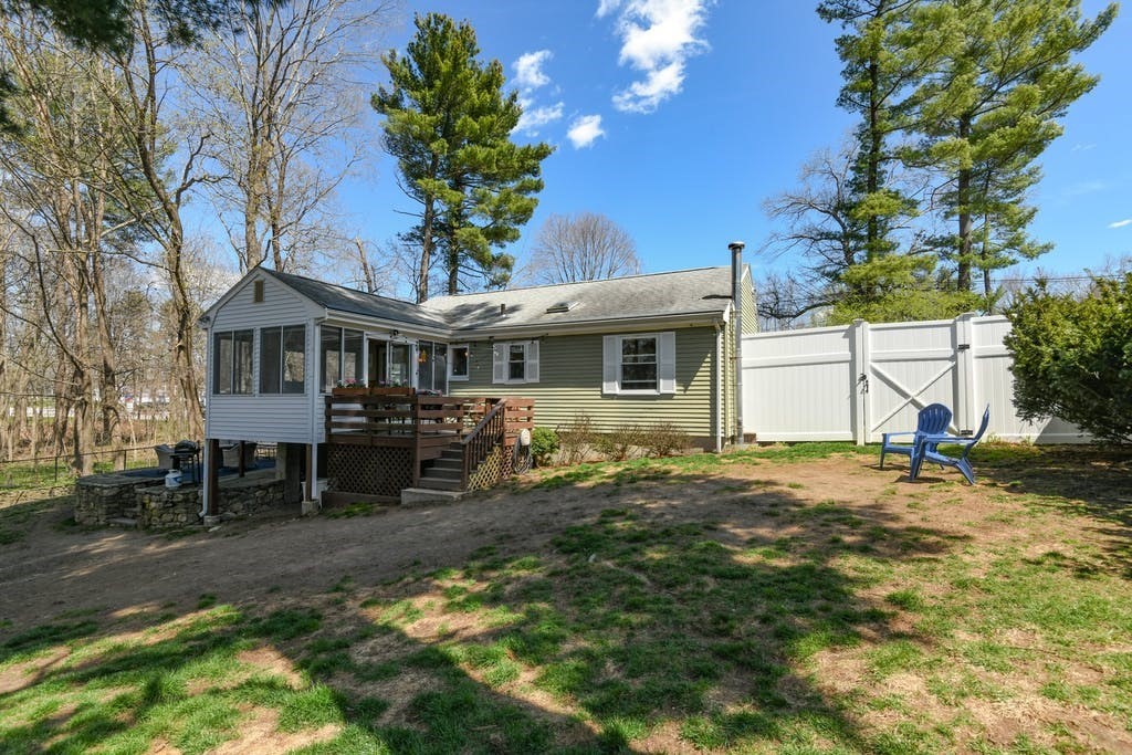 43 Spring Street Medfield, MA 02052 - Photo 28 of 29 Gallery Image 28