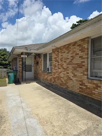 $1,275 | 720 Oaklawn Drive, Metairie, LA 70005