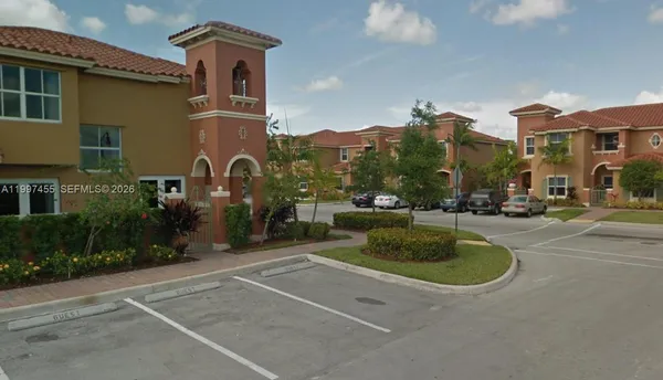 $3,000 | 962 Southwest 143rd Avenue, Unit 2207, Pembroke Pines, FL 33027