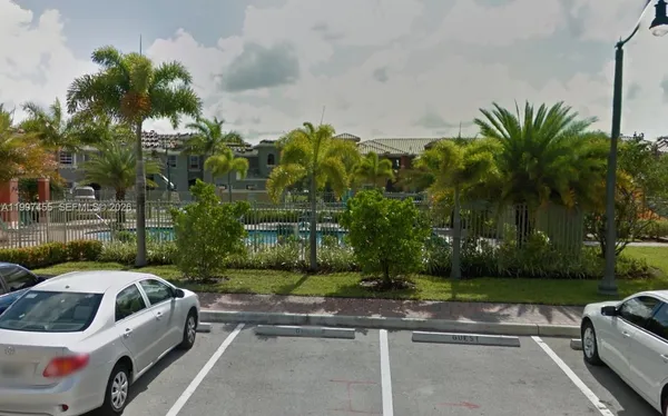 $3,000 | 962 Southwest 143rd Avenue, Unit 2207, Pembroke Pines, FL 33027