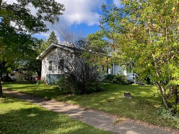 $135,000 | 1909 Southern Drive, Virginia, MN 55792