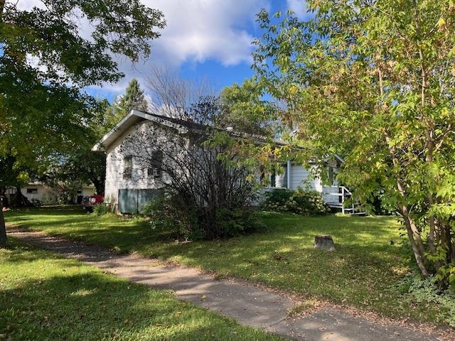 1909 Southern Drive Virginia, MN 55792 - Photo 4 of 32