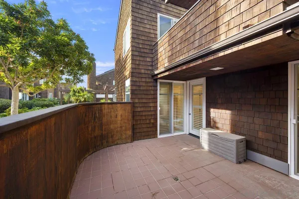 $6,500 | 325 South Sierra Avenue, Unit 25, Solana Beach, CA 92075