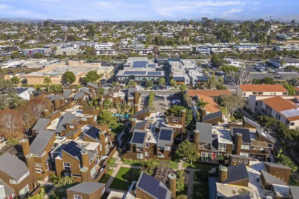 $6,500 | 325 South Sierra Avenue, Unit 25, Solana Beach, CA 92075