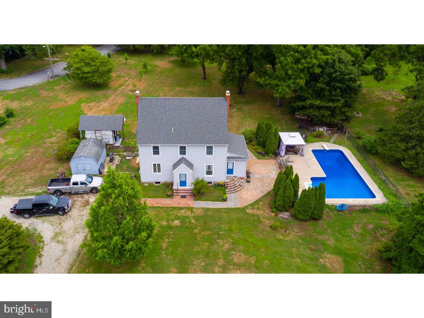 627 Hawks Bridge Road Carneys Point, NJ 08069 - Photo 1 of 30 House on 10 Acres