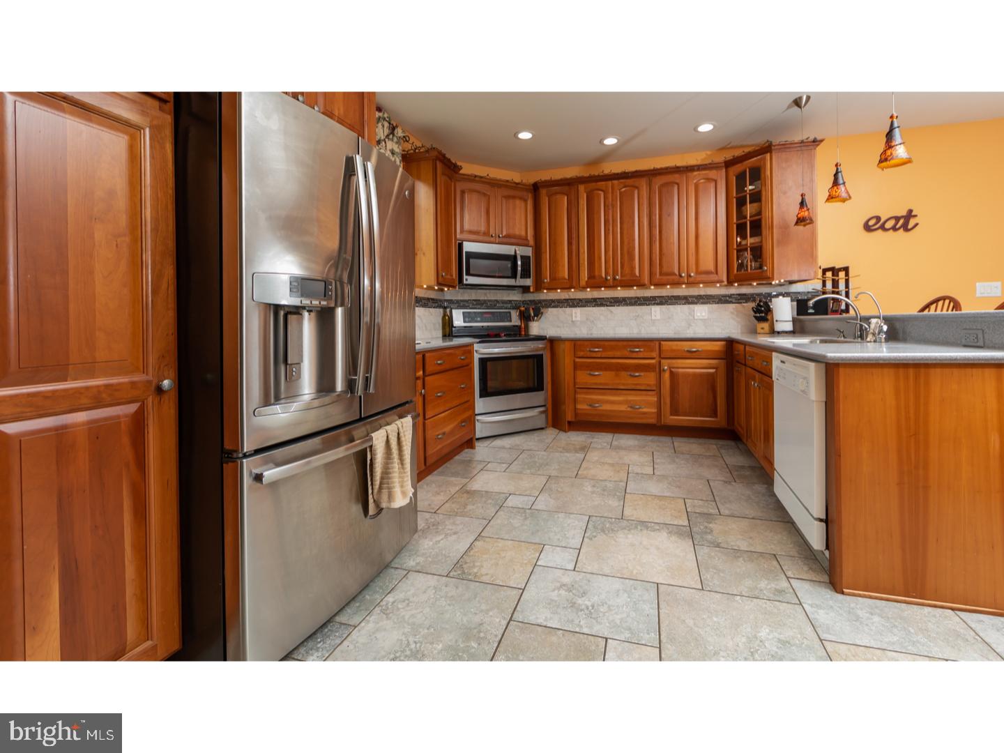 627 Hawks Bridge Road Carneys Point, NJ 08069 - Photo 7 of 30