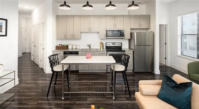 $3,906 | 5193 Peachtree Boulevard, Unit 4101, Chamblee, GA 30341