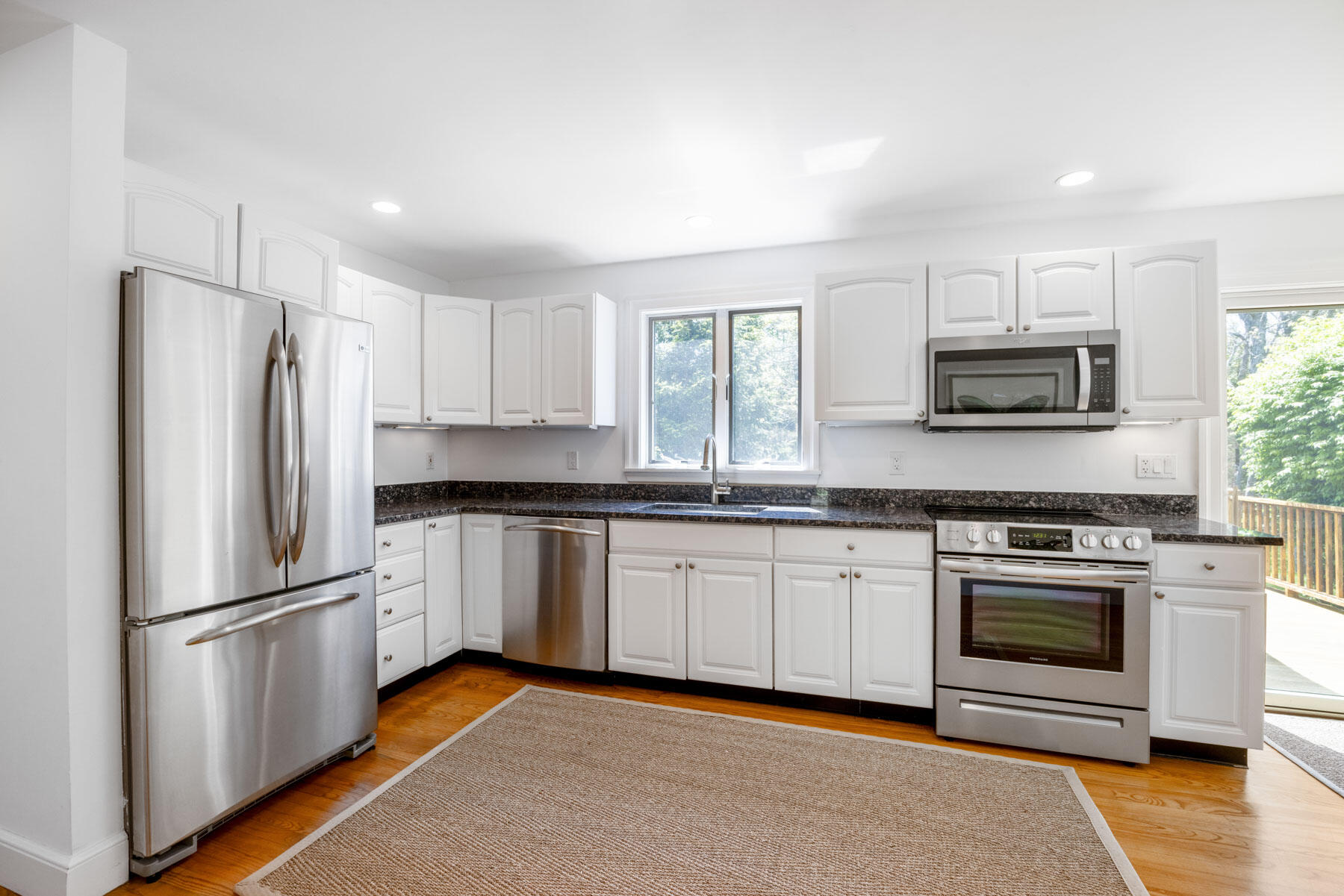 60 Windsor Drive Edgartown, MA 02539 - Photo 9 of 21 Kitchen