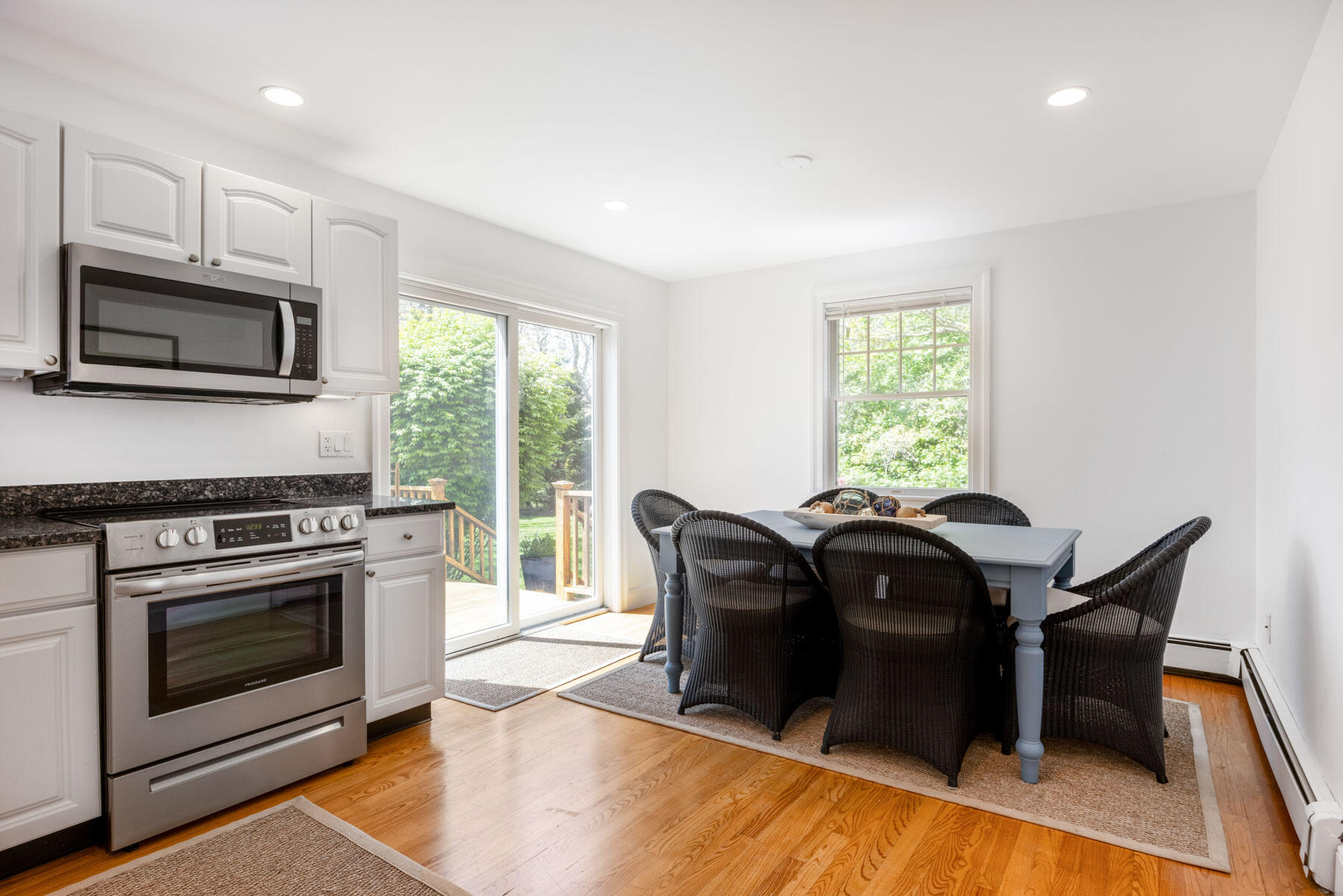 60 Windsor Drive Edgartown, MA 02539 - Photo 10 of 21 Dining room view