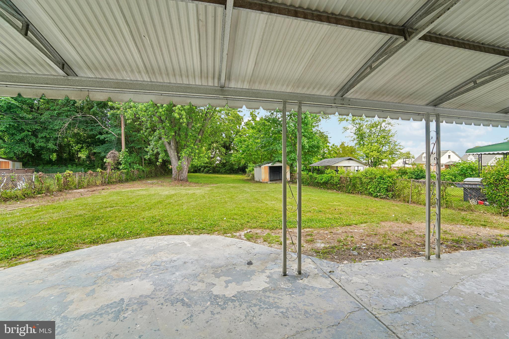 5404 Radecke Avenue Baltimore, MD 21206 - Photo 26 of 29 Covered Patio