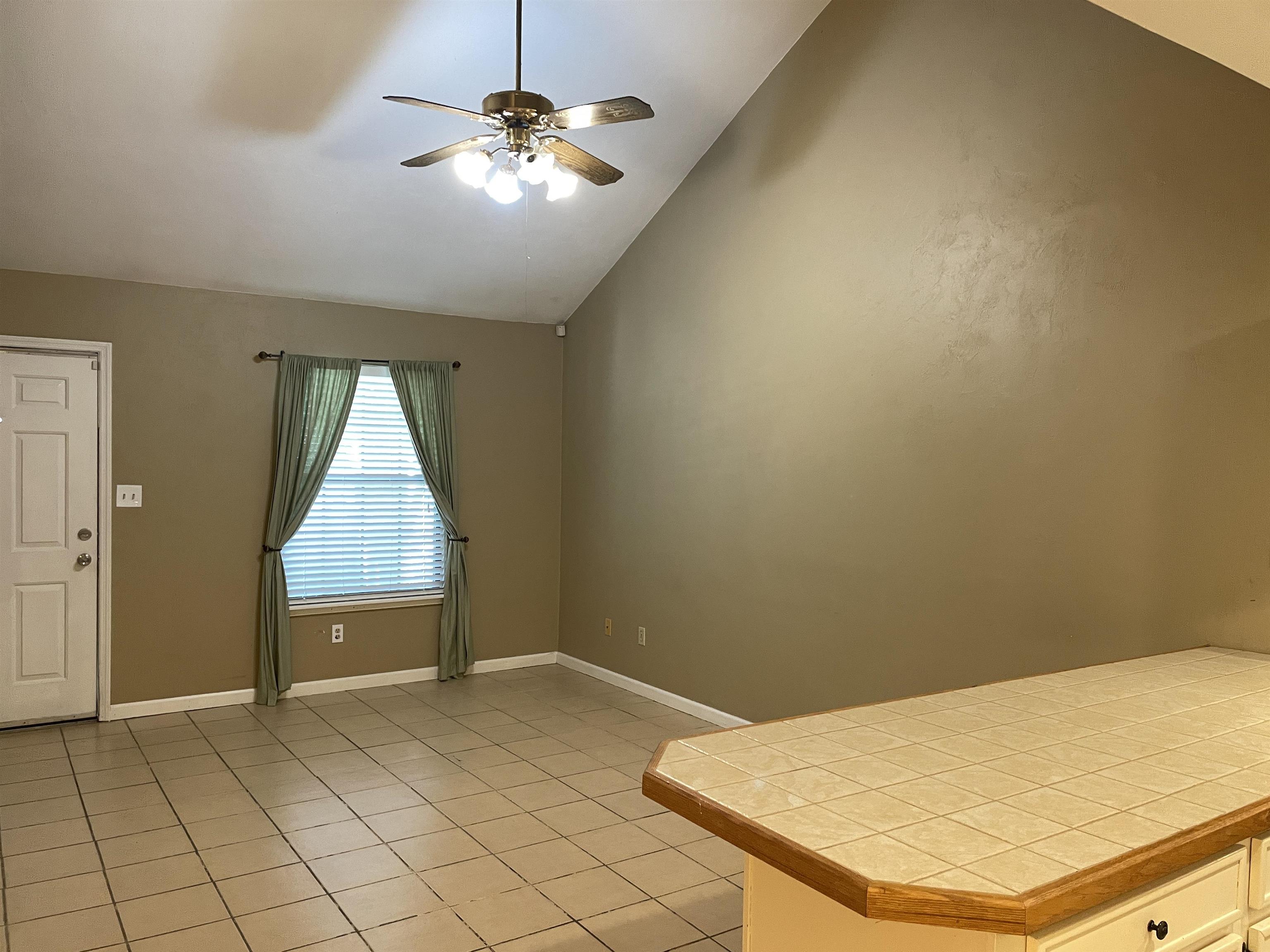 1157 Ocala Road Tallahassee, FL 32304 - Photo 13 of 28 Gallery Image 13