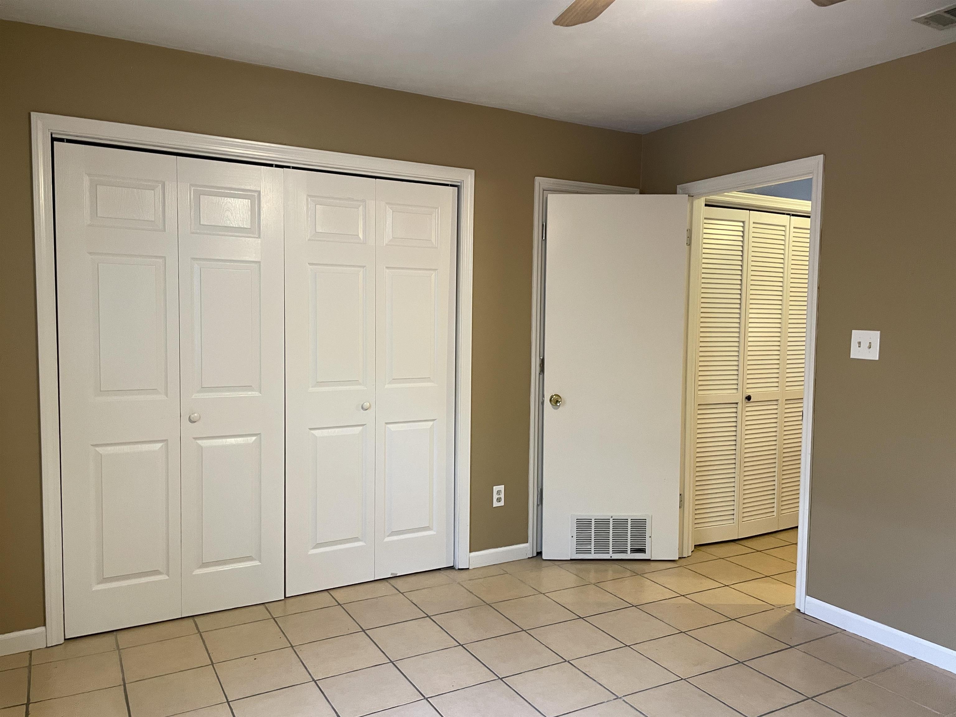 1157 Ocala Road Tallahassee, FL 32304 - Photo 18 of 28 Gallery Image 18