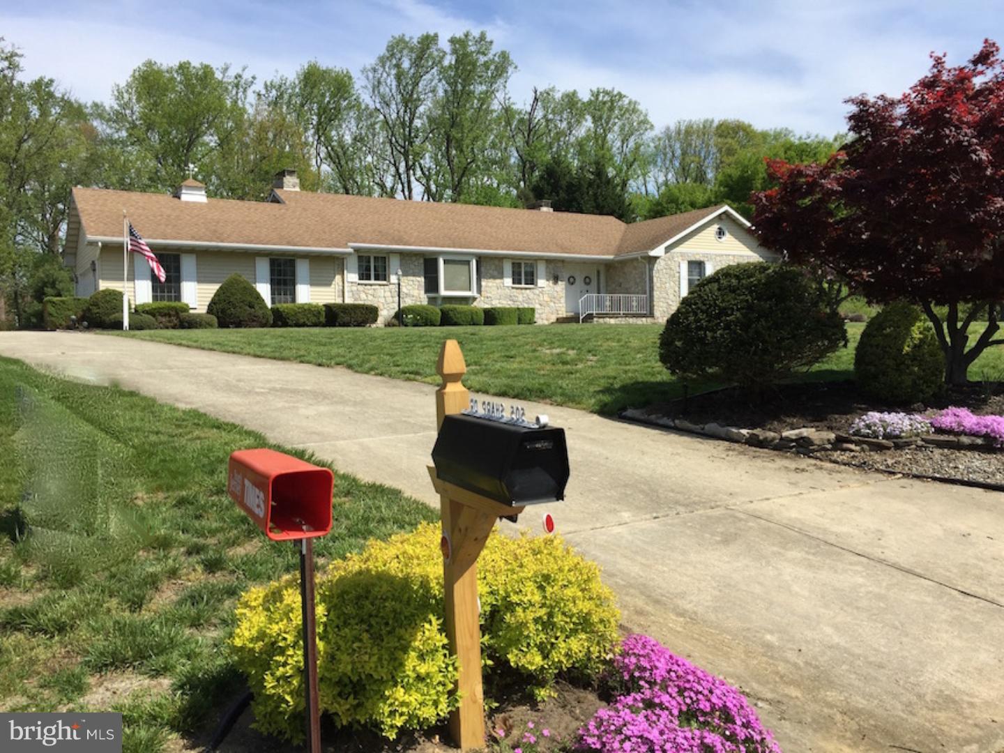 505 Sharp Drive Mickleton, NJ 08056 - Photo 1 of 10 Front Yard