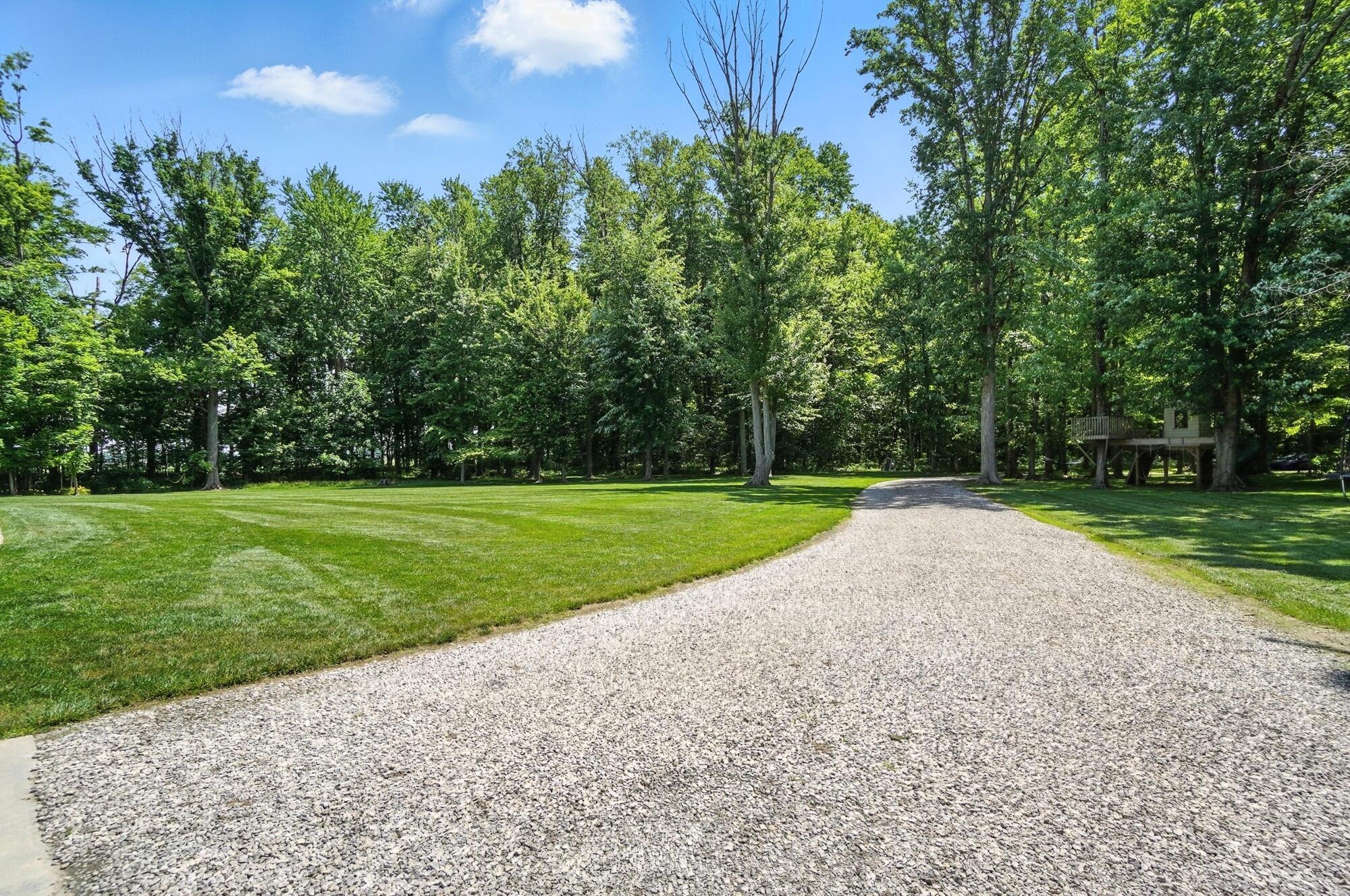 6211 Blue Church Road Sunbury, OH 43074 - Photo 10 of 92 011