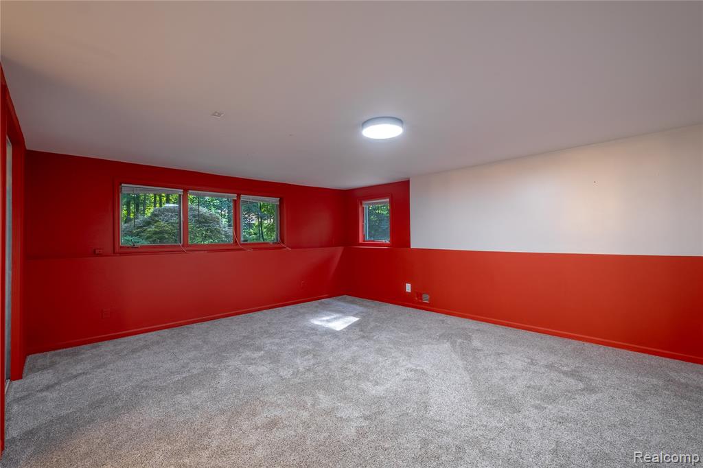 5413 North McKinley Road Flushing, MI 48433 - Photo 22 of 41 Gallery Image 22