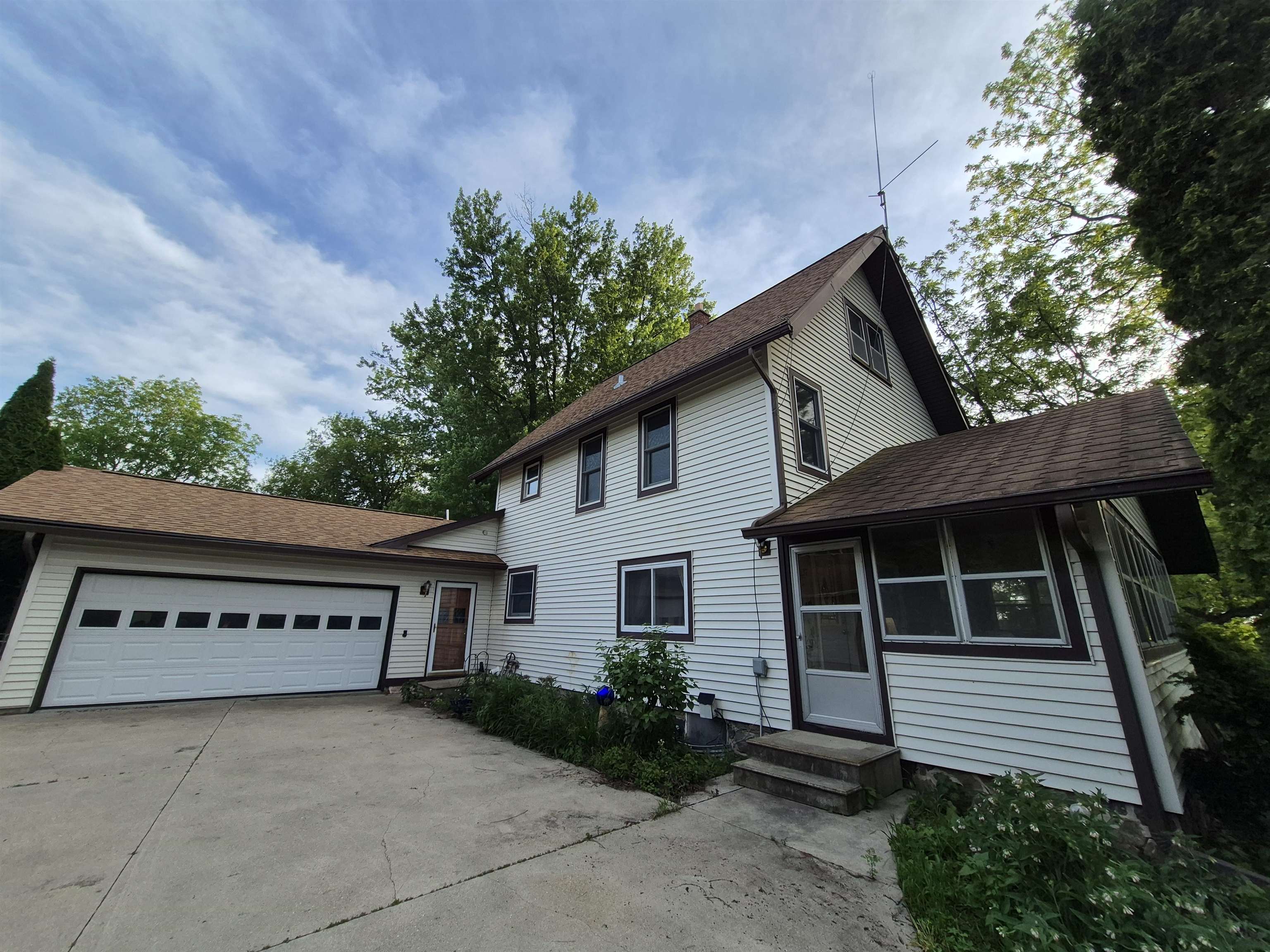 4259 Mahoney Road McFarland, WI 53558 - Photo 8 of 74