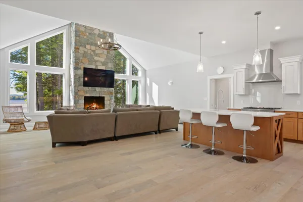 $1,299,000 | 90 Bluejay Lane, Ellsworth, ME 04605