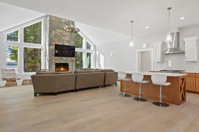 $1,299,000 | 90 Bluejay Lane, Ellsworth, ME 04605