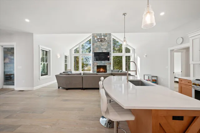 $1,299,000 | 90 Bluejay Lane, Ellsworth, ME 04605