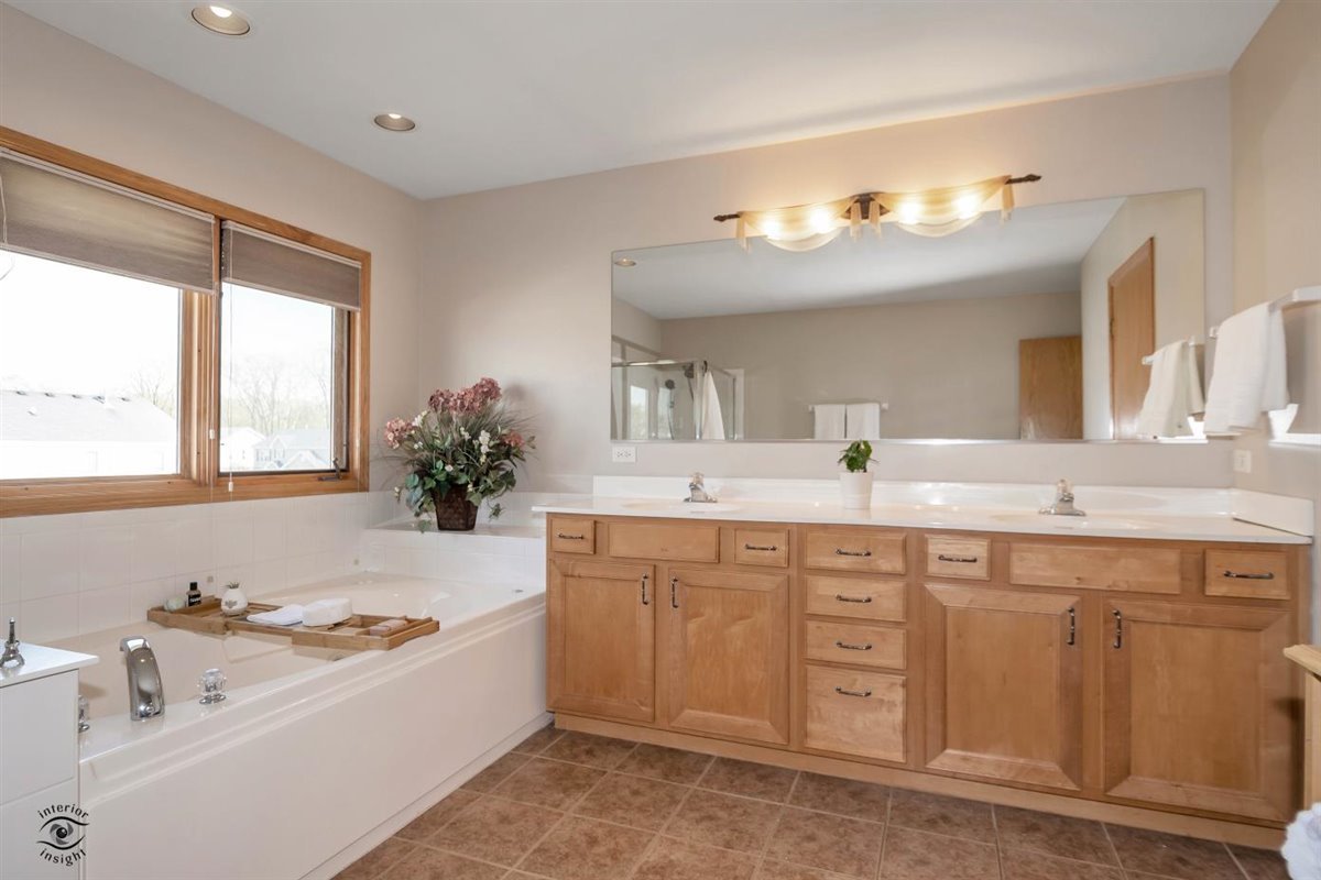 860 Willowfield Road New Lenox, IL 60451 - Photo 15 of 26
