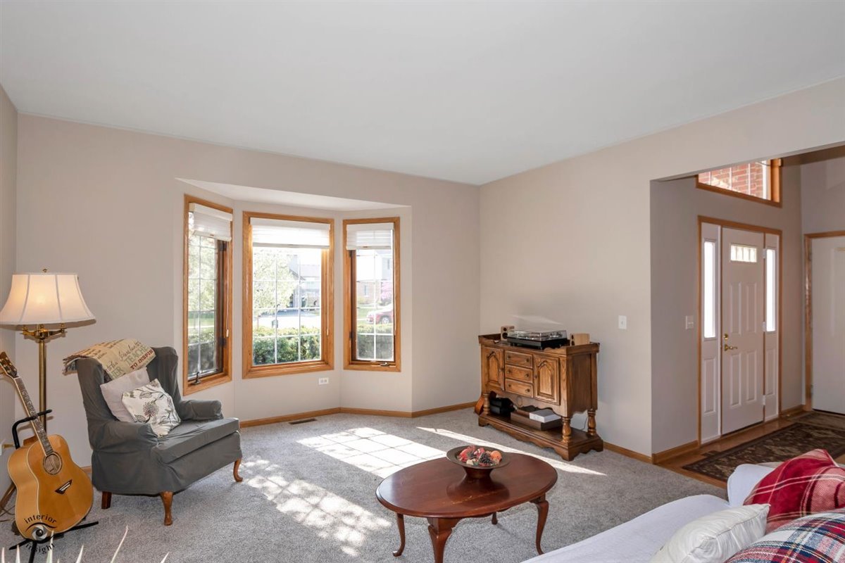 860 Willowfield Road New Lenox, IL 60451 - Photo 4 of 26