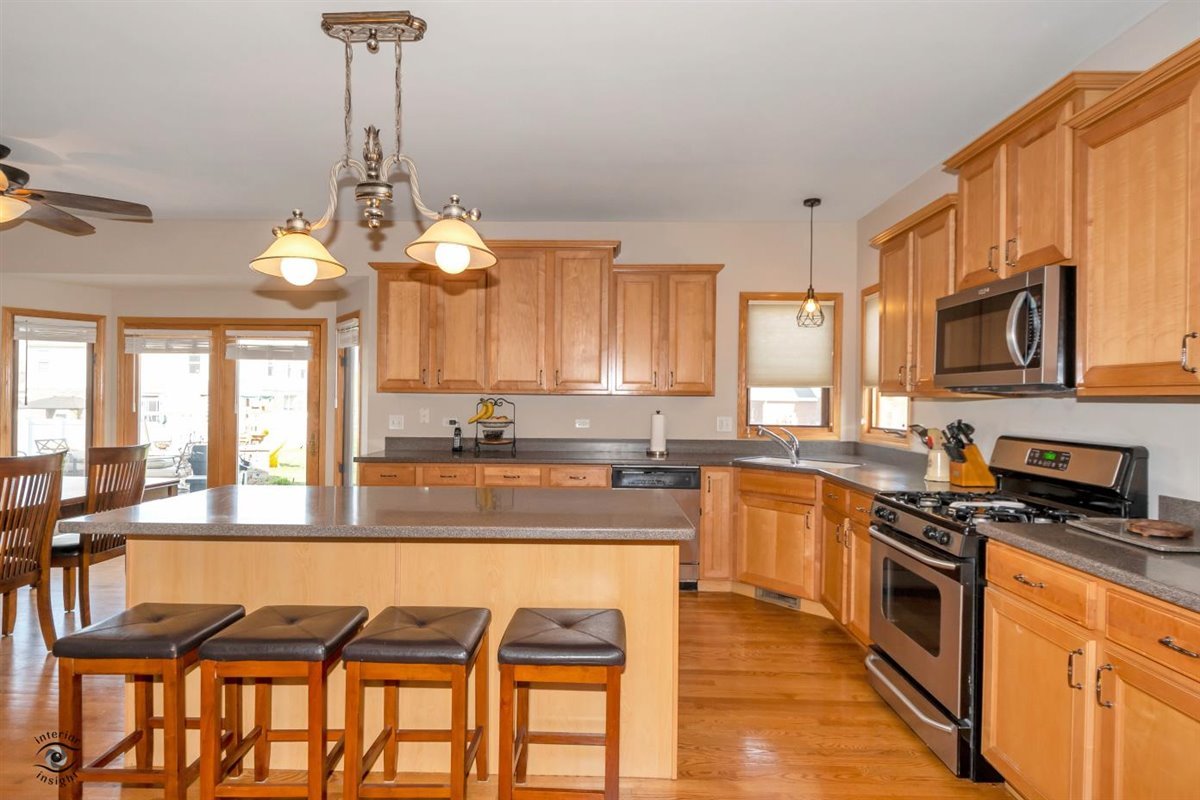 860 Willowfield Road New Lenox, IL 60451 - Photo 7 of 26