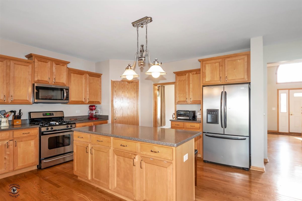 860 Willowfield Road New Lenox, IL 60451 - Photo 9 of 26