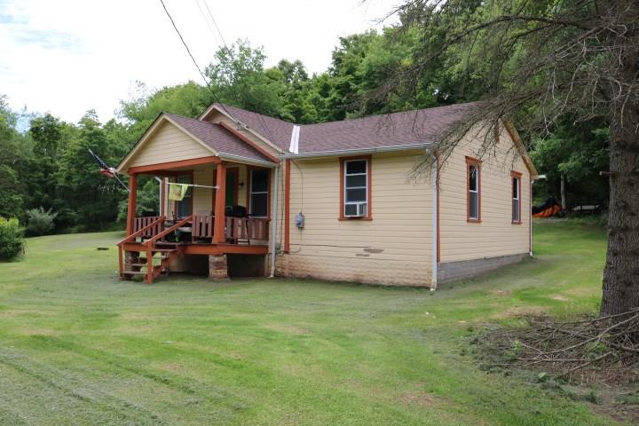 273 Bethel Church Road Vandergrift, PA 15690 - Photo 3 of 7 Gallery Image 3