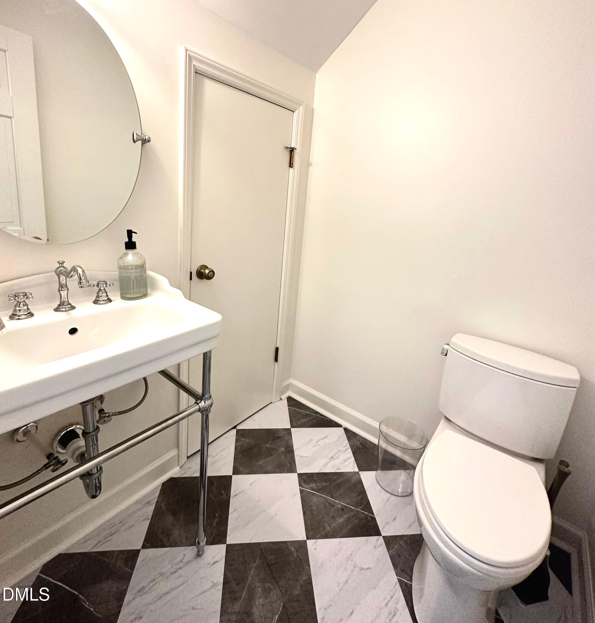 6120 Valley Estates Drive Raleigh, NC 27612 - Photo 10 of 18 Powder