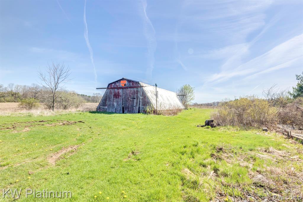 6674 Welch Road Yale, MI 48097 - Photo 23 of 25
